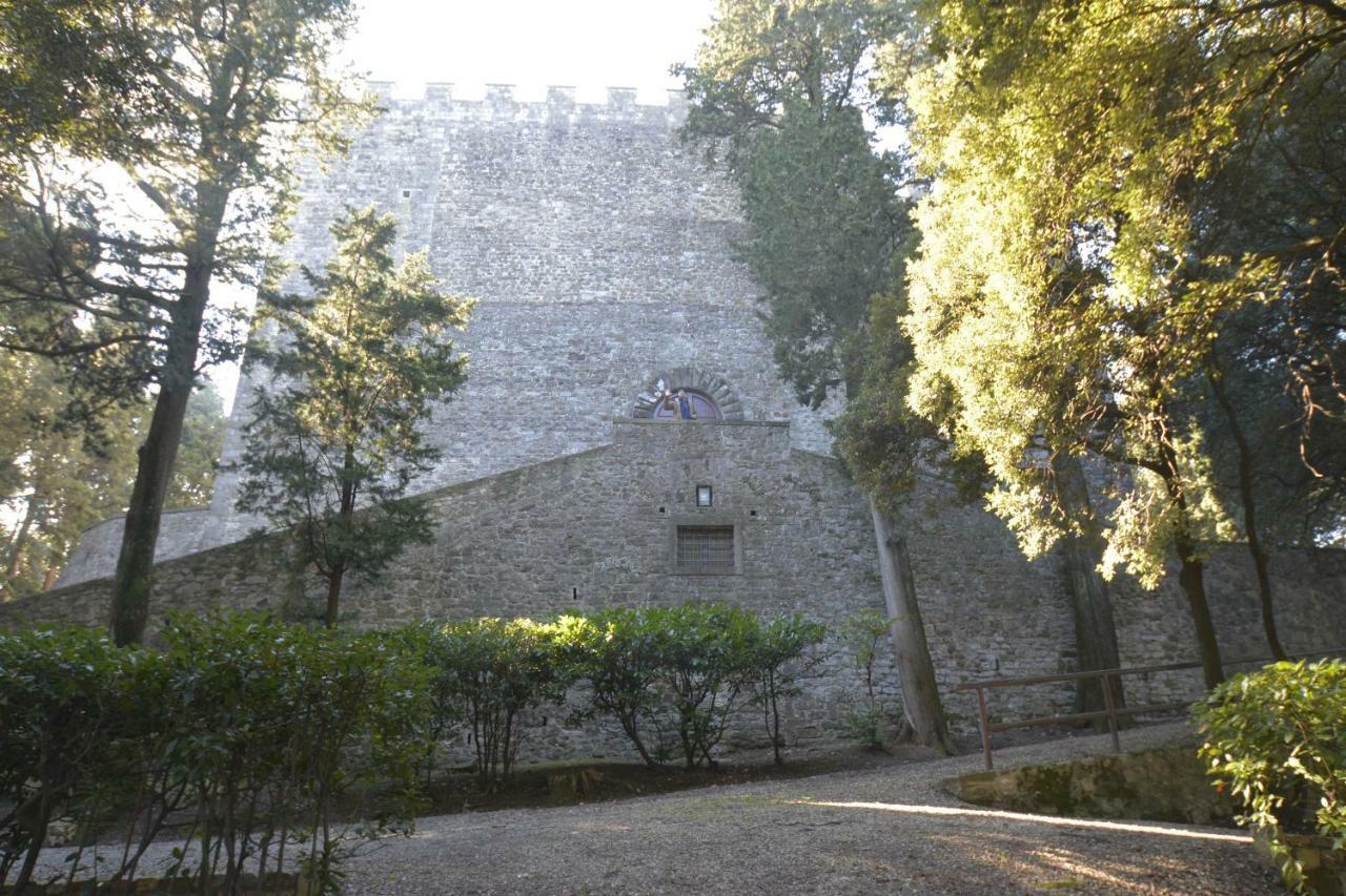 Borgo Della Rocca Bed & Breakfast Montemurlo Exterior foto