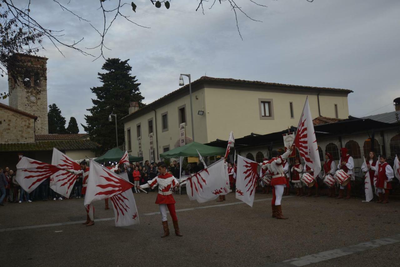 Borgo Della Rocca Bed & Breakfast Montemurlo Exterior foto