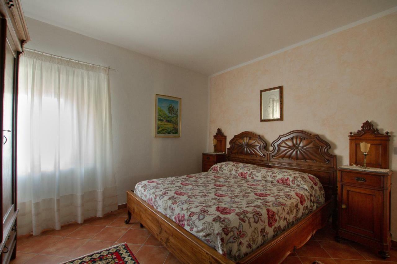 Borgo Della Rocca Bed & Breakfast Montemurlo Exterior foto